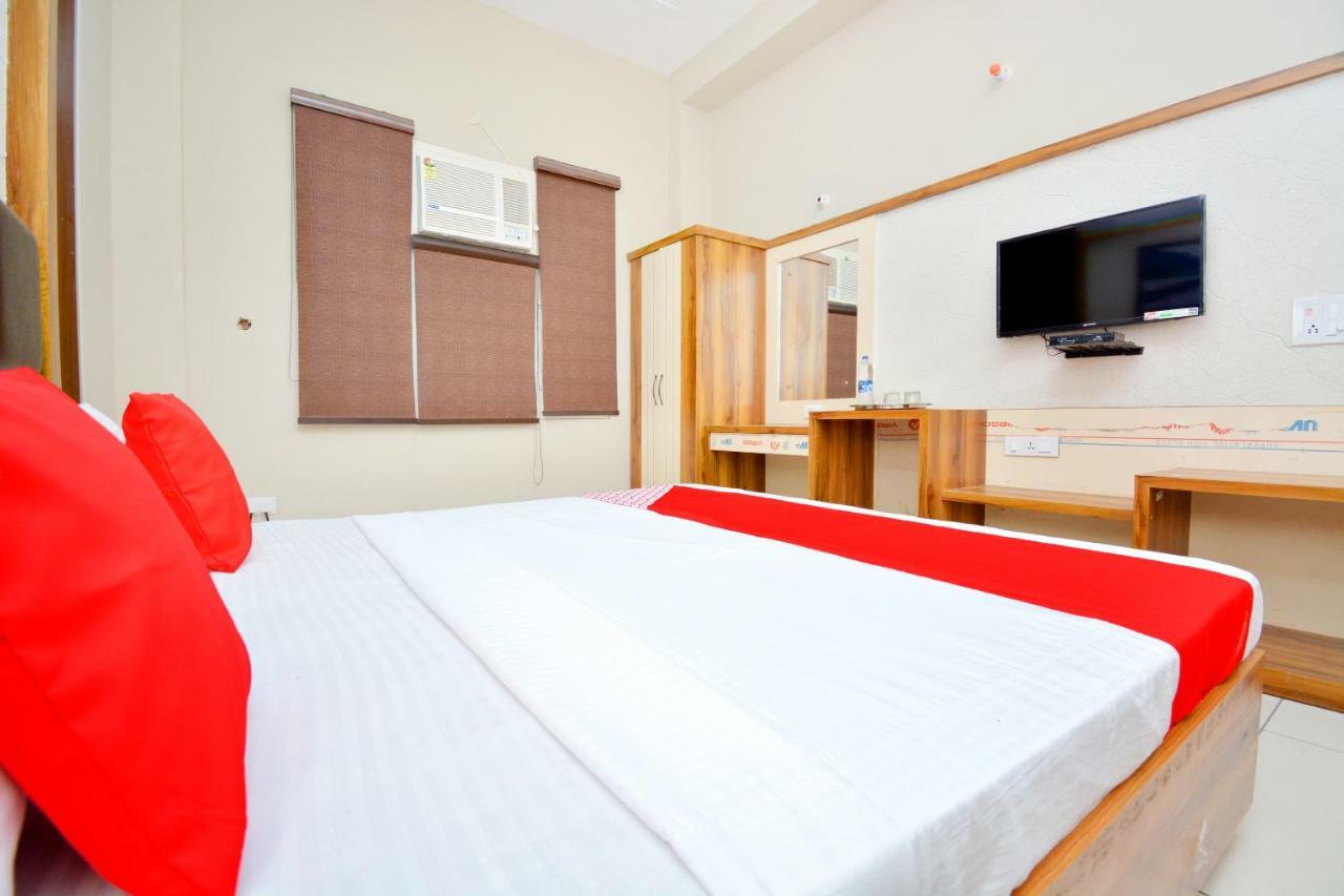 Oyo 40699 Grand Sokhi Hotel Tarn Taran Eksteriør billede